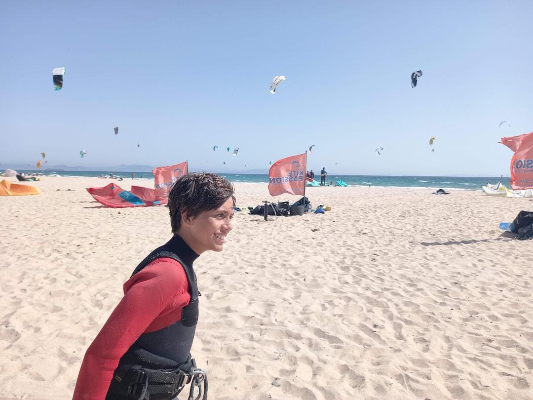 kitesurf para niños en tarifa